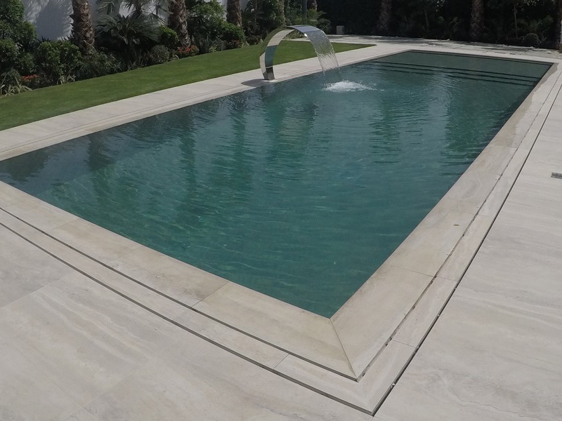 marinal-system-fabricant-coffrage-beton-piscine-miroir-monobloc