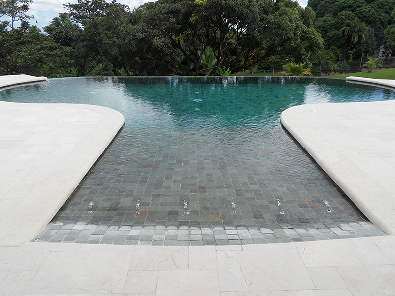 marinal-system-fabricant-coffrage-piscine-forme-libre-beton-monobloc-8.1