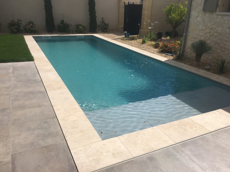 actuel-piscines-construction-piscine-beton-monobloc-gard-ales-30
