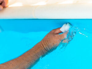 marinal-system-eponge-pour-nettoyer-ma-piscine