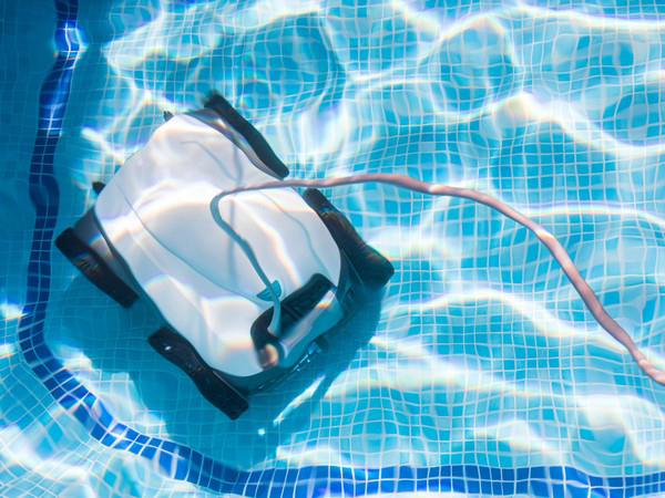 marinal-system-robots-de-piscine-pour-nettoyage