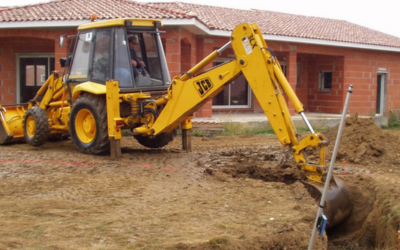 Construction – Le terrassement d’une piscine en béton monobloc