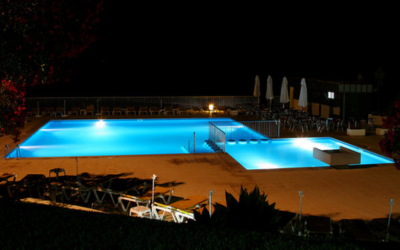 Aménagement – 3 systèmes d’éclairage pour votre piscine en béton