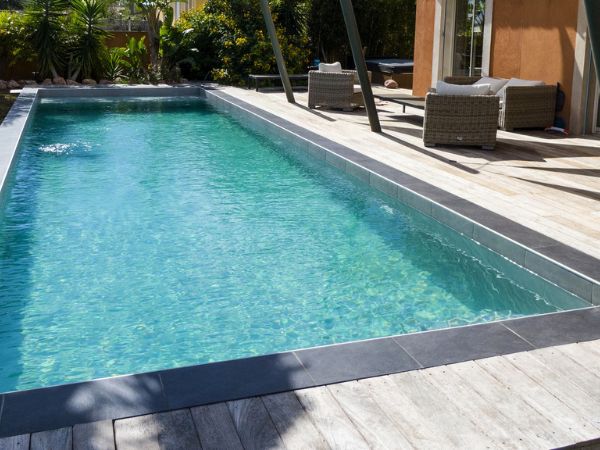 Optimiser l'utilisation de sa piscine pendant les fortes chaleurs